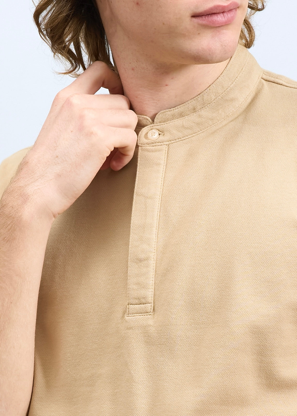 Polo collo alla coreana Beige