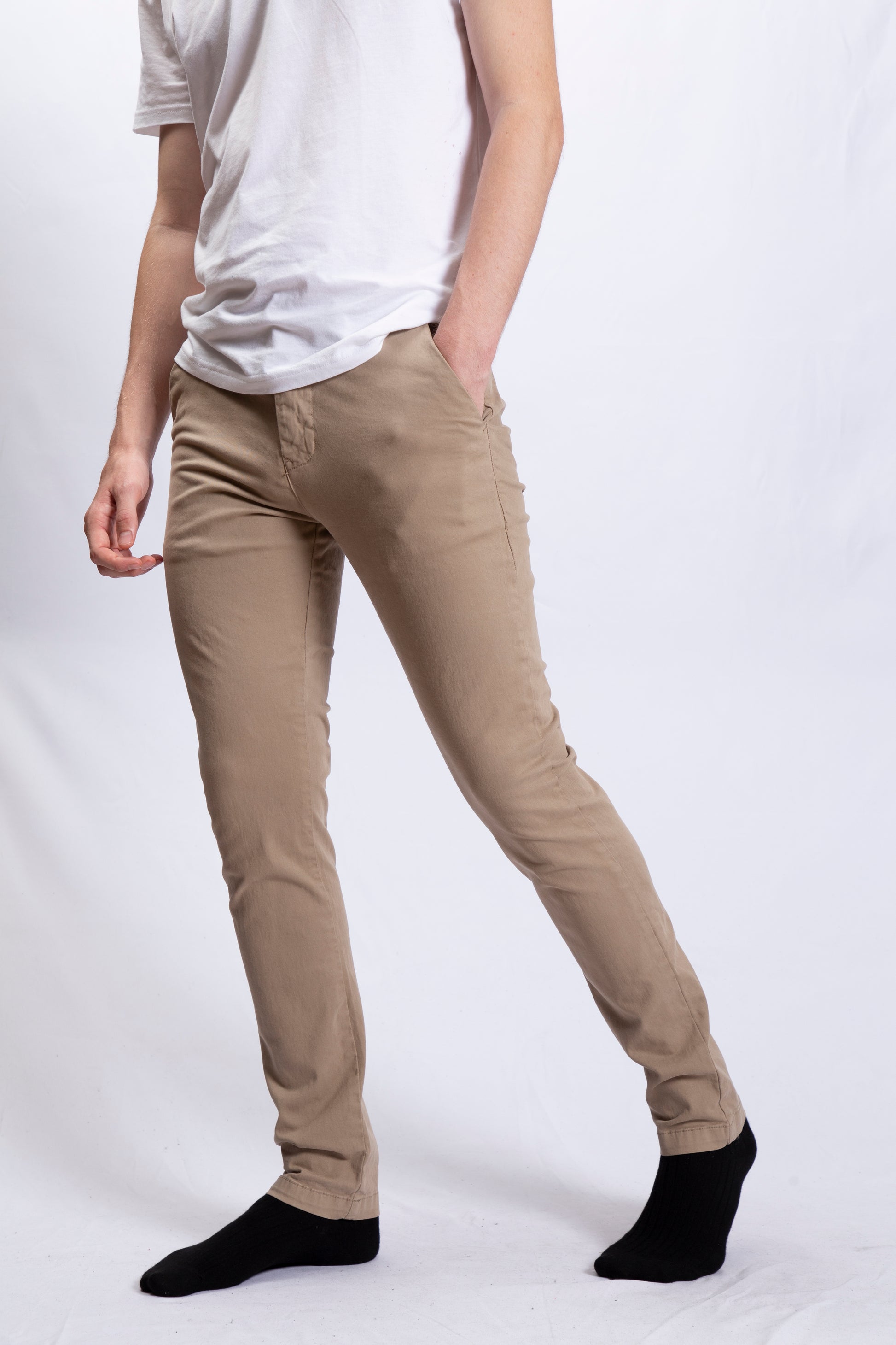 PANTALONI CHINO BASICI REGULAR FIT