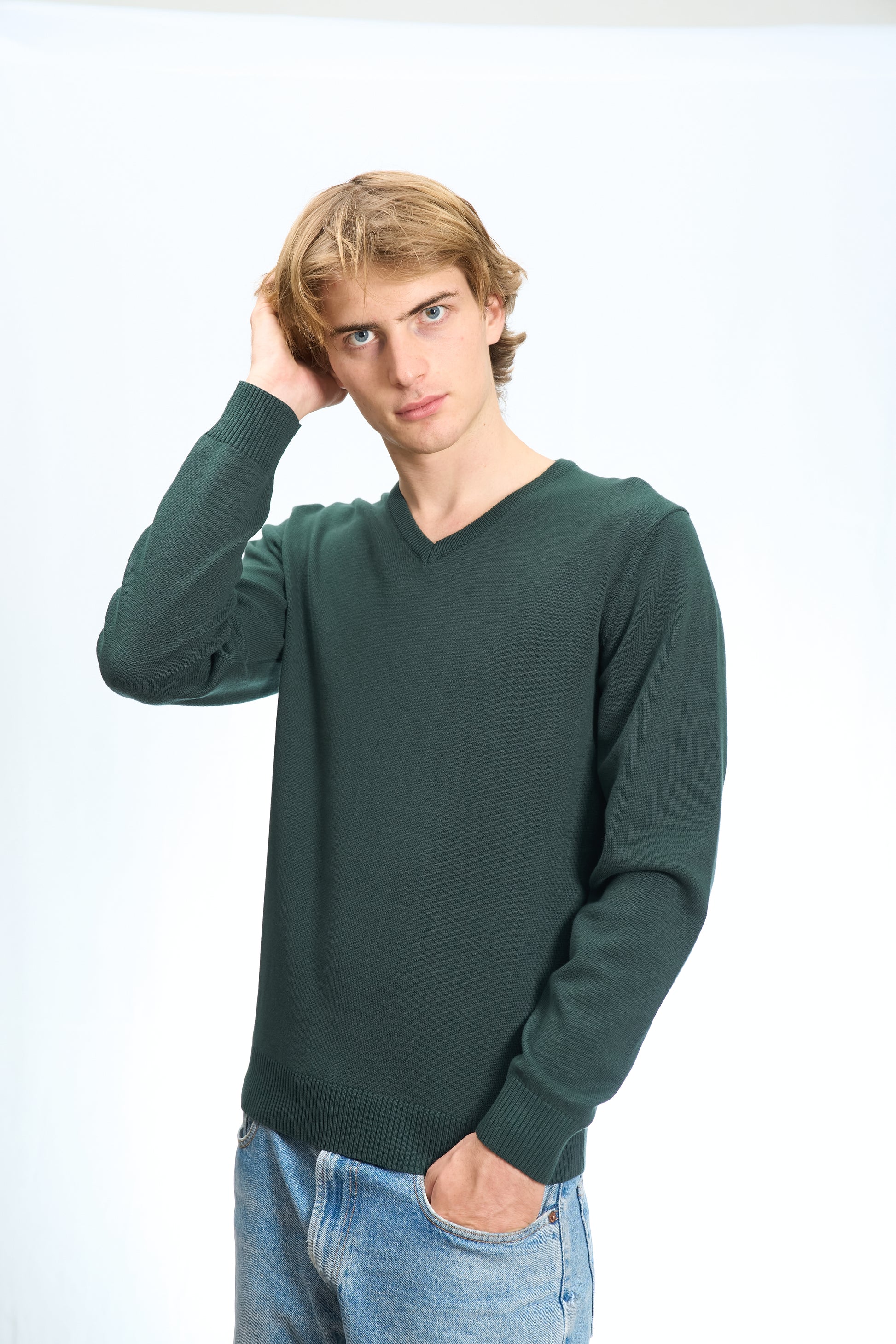 MAGLIONE SCOLLO A V IN COTONE RASATO VERDE